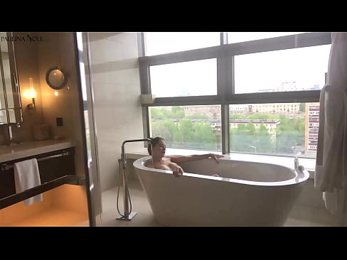 ❤️ Enorme babe die hartstochtelijk haar poesje aftrekt in de badkamer ❤ Fucking video at porn nl.purchasexz.top ❌️ ❌️❤