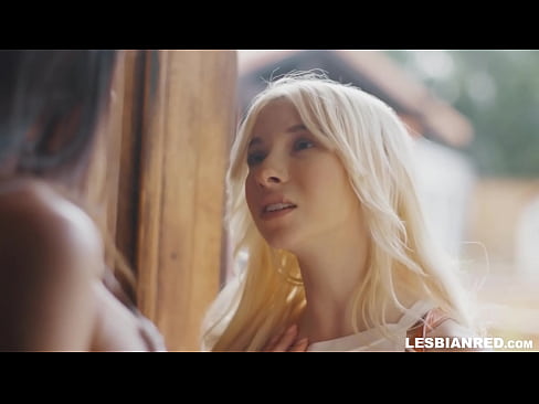 ❤️ Meisje komt een paar maanden later thuis en eindigt met het eten van haar stiefmoeders poesje ❤ Fucking video at porn nl.purchasexz.top ❌️ ❌️❤